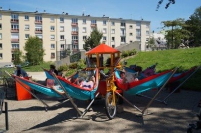 Bibliambule : une bibliothèque mobile pour l’été